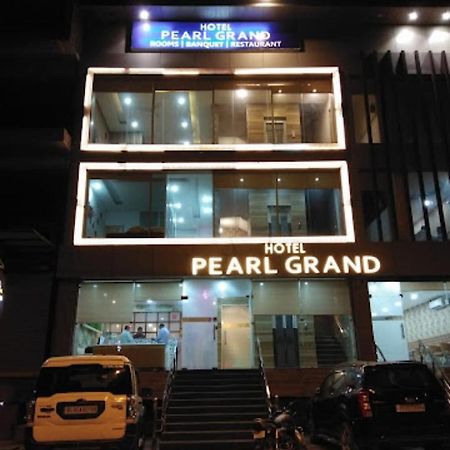 Hotel Pearl Grand & Banquet Zirakpur Zewnętrze zdjęcie