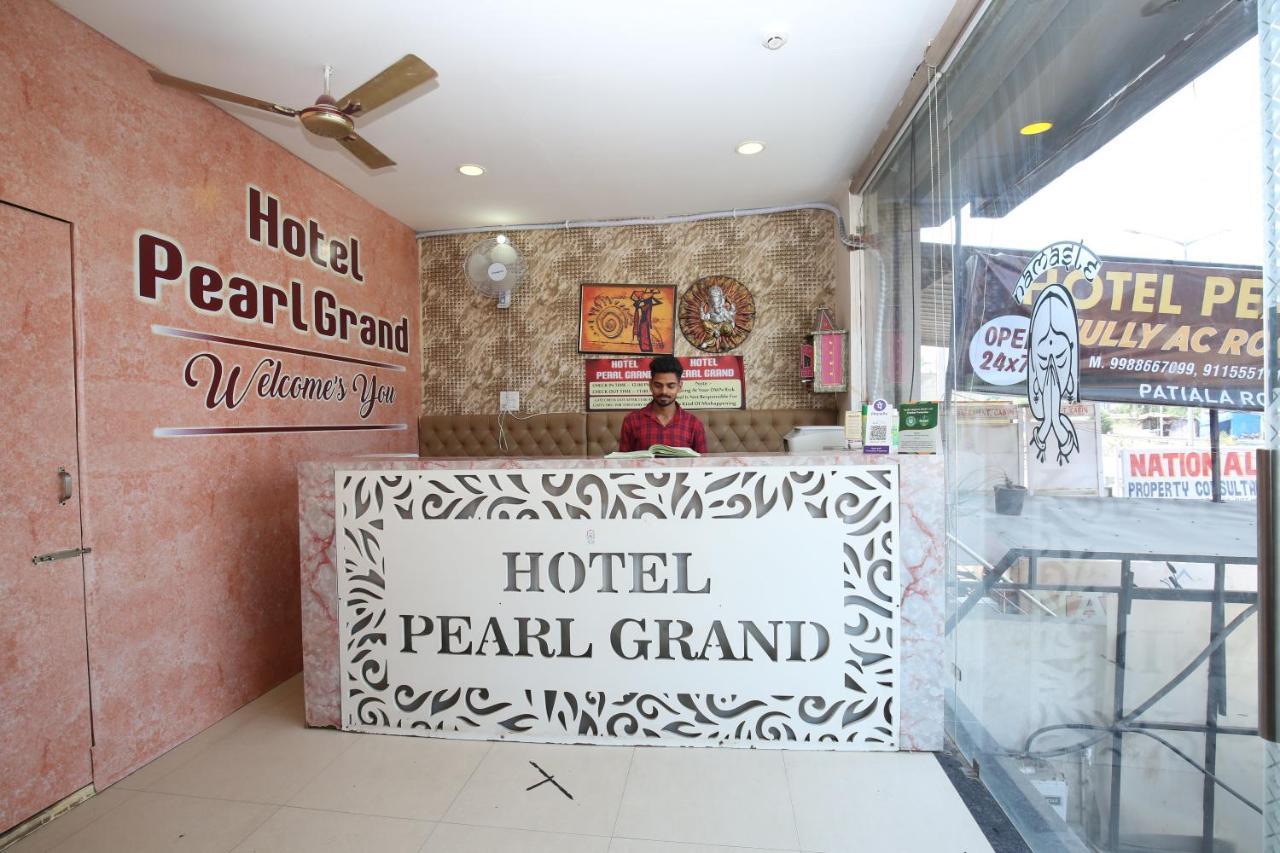 Hotel Pearl Grand & Banquet Zirakpur Zewnętrze zdjęcie